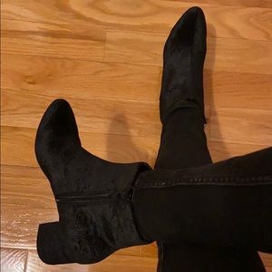 UNISA BRAND—BLACK “SUEDE” HEELED BOOTIES